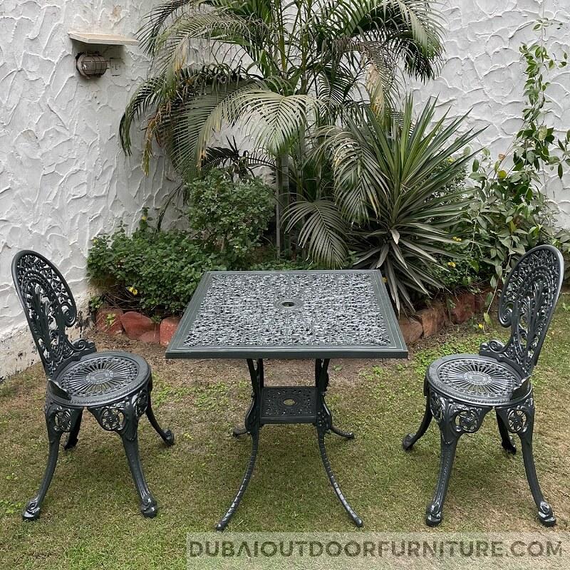 GARDEN FURNITURE 1